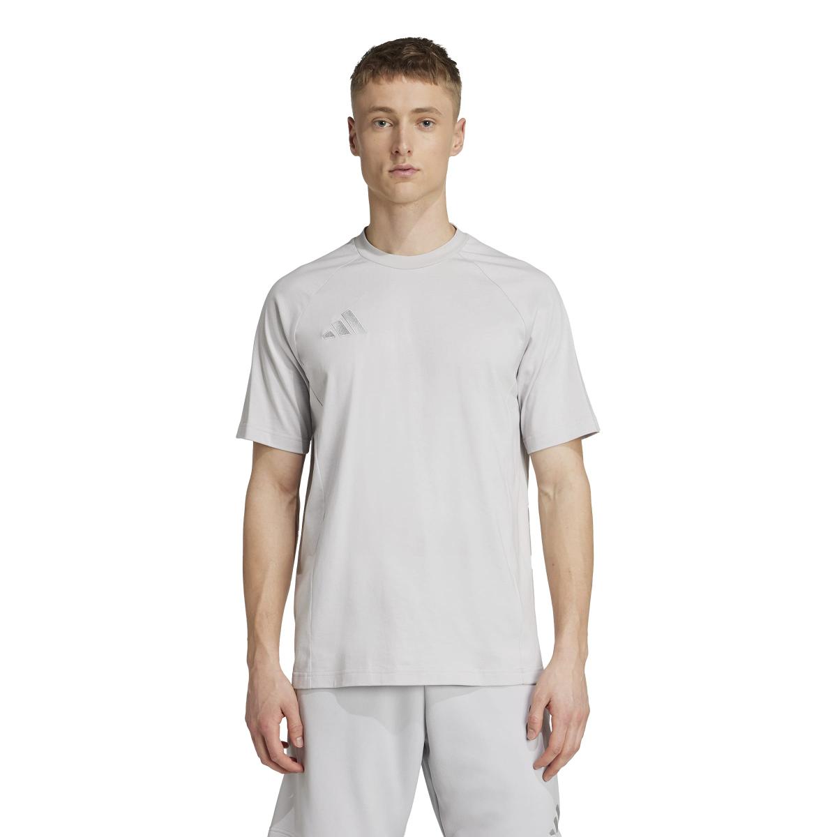product/2/0/2025_10_adidas_jy5947_2_apparel_on_model_standard_view_white.jpg