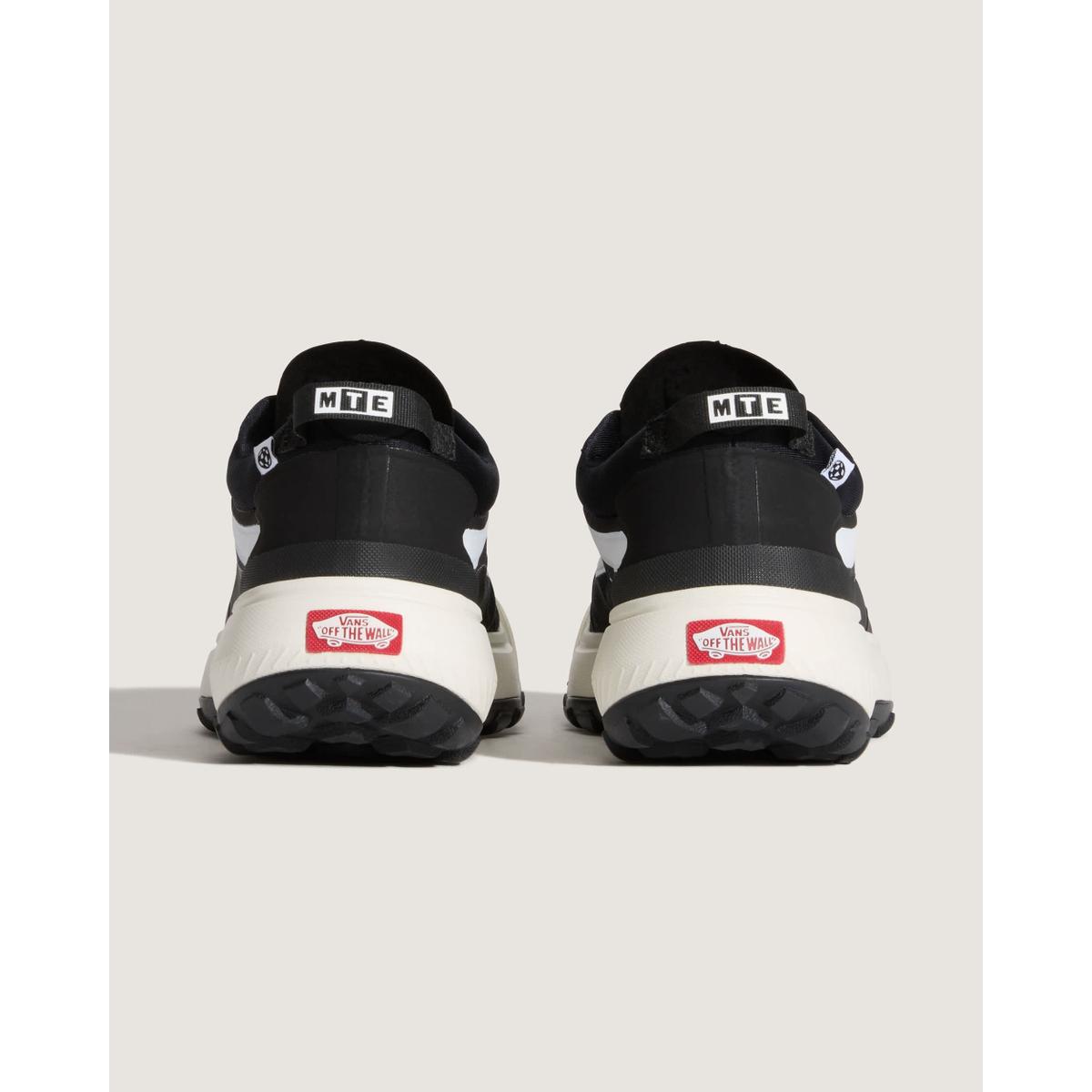 product/2/0/2025_10_vans_vn000cvuba2_3.jpg