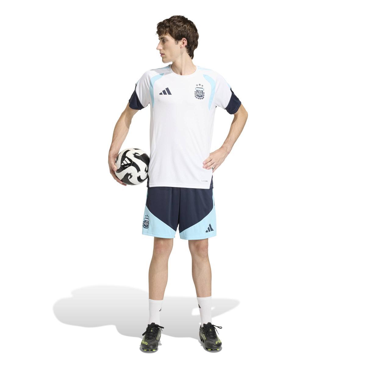 product/2/0/2025_11_12_adidas_jy7029_6_apparel_on_model_standard_outfit_view_white.jpg