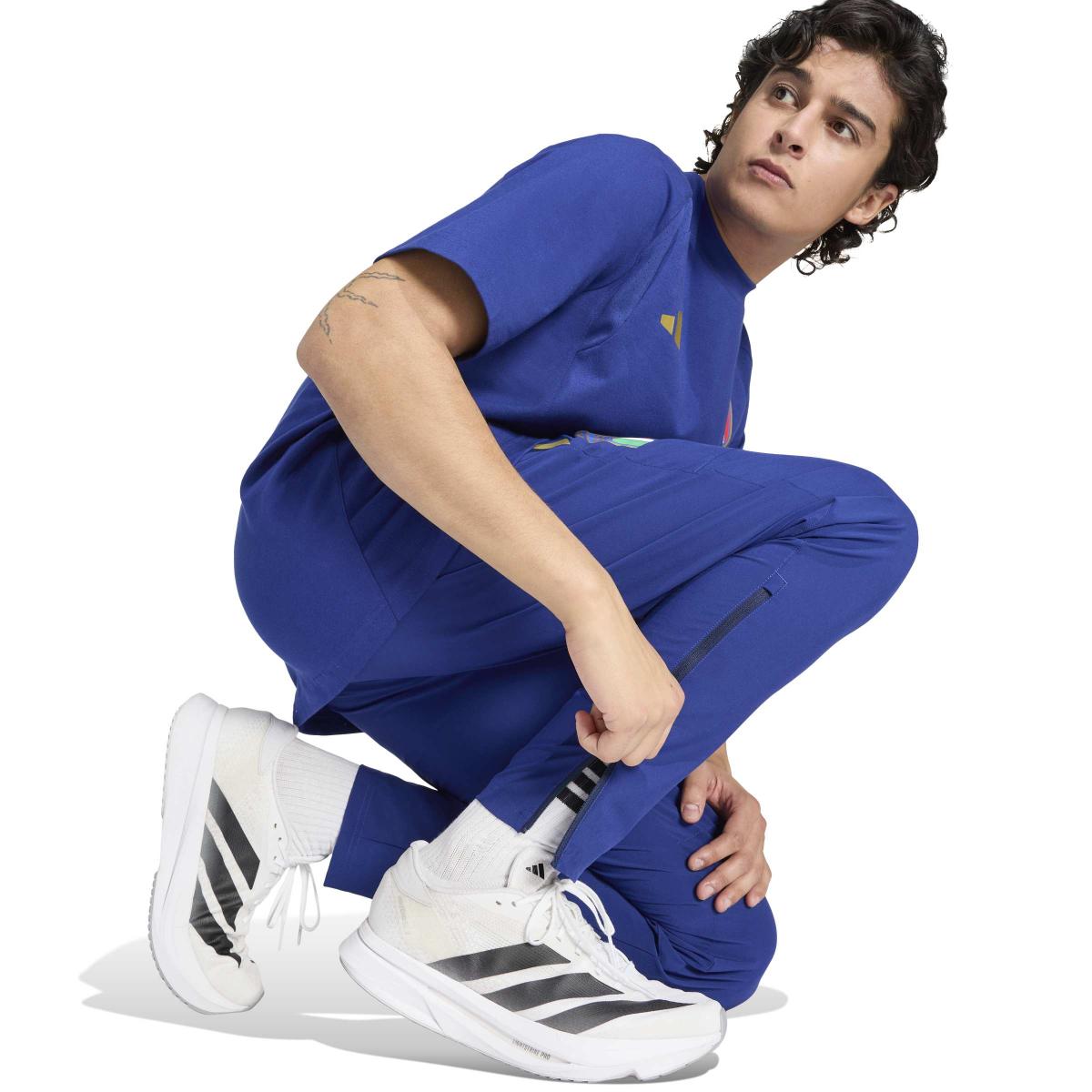 product/2/0/2025_11_12_adidas_jy7054_6_apparel_on_model_detail_view_2_white.jpg
