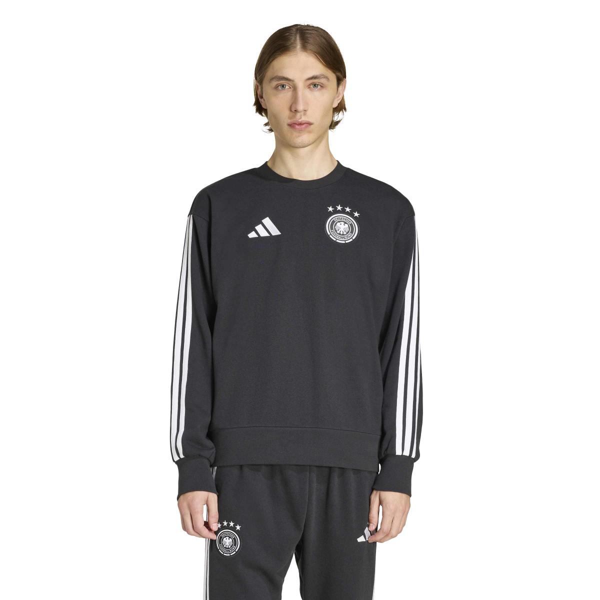 product/2/0/2025_11_12_adidas_jz9348_3_apparel_on_model_standard_view_white.jpg