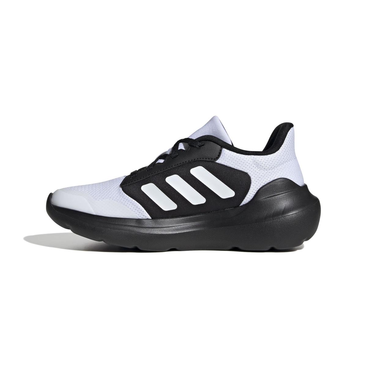 product/2/0/2025_adidas_jr6043_5_footwear_photography_side_medial_center_view_white.jpg