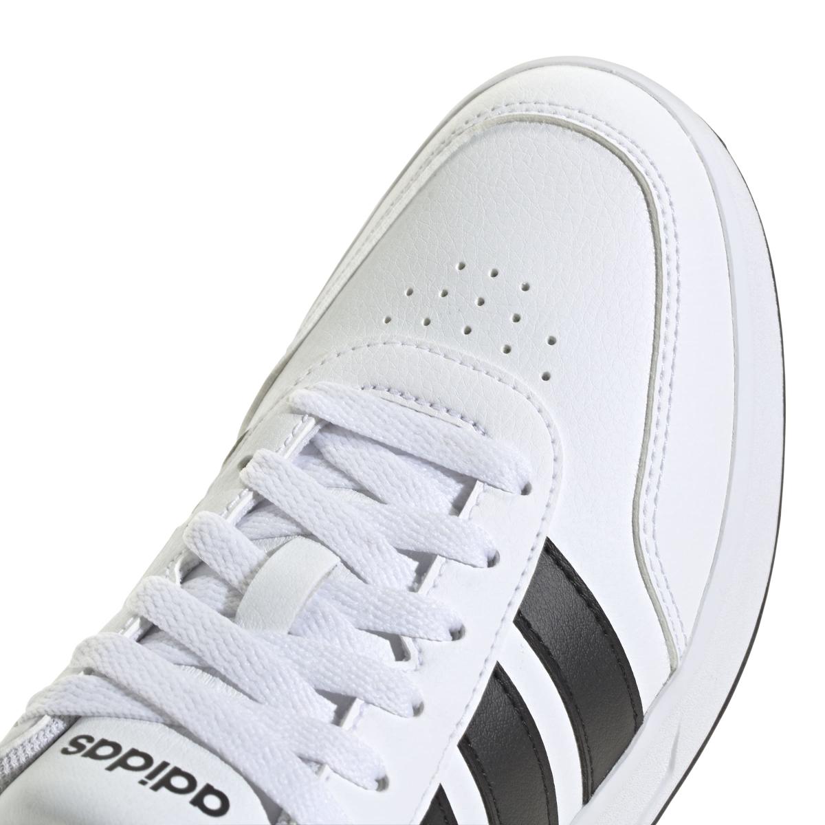 product/2/0/2025_adidas_jr8448_8_footwear_photography_detail_view_1_white.jpg