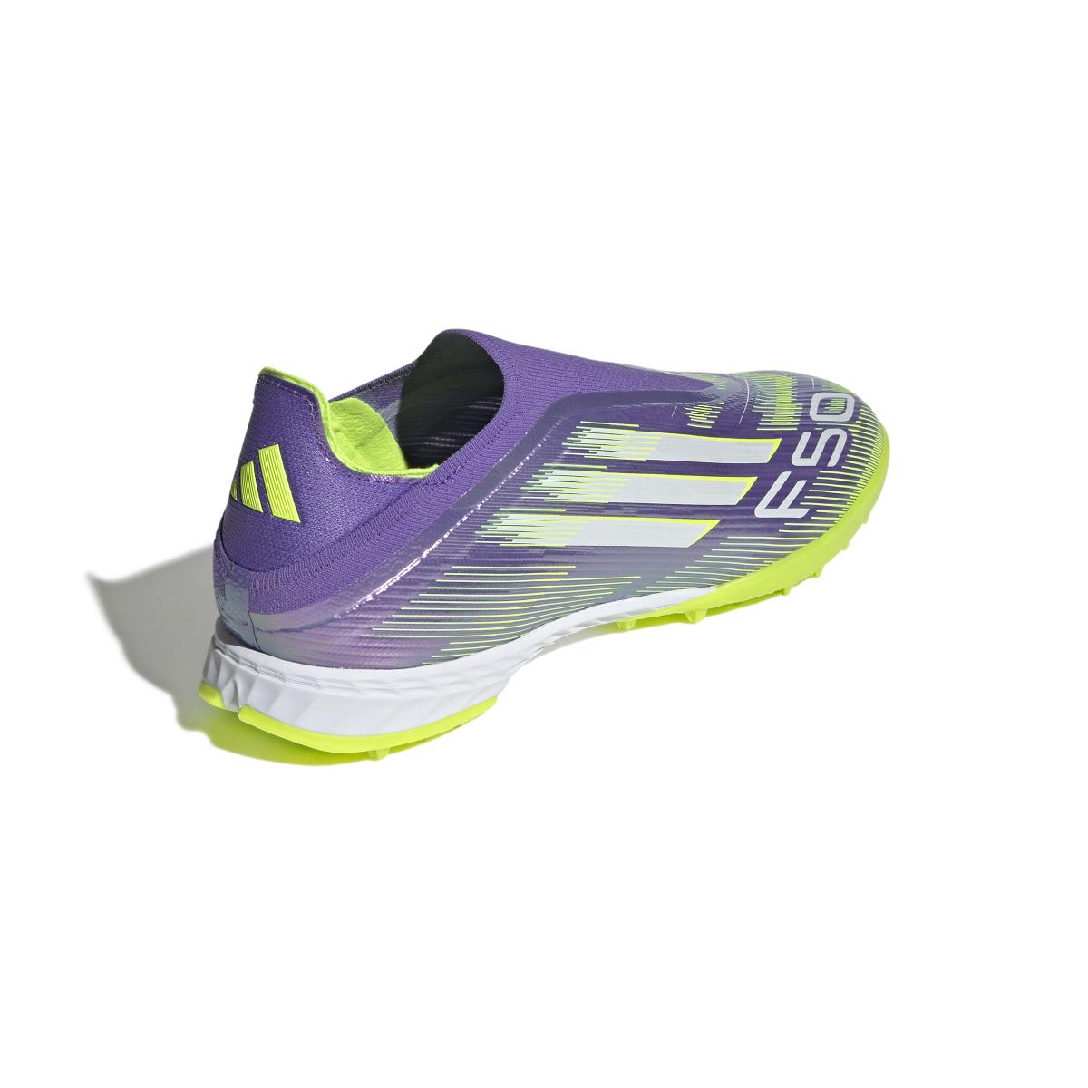 product/2/0/2025_adidas_jr9330_6_footwear_photography_back_lateral_top_view_white.jpg