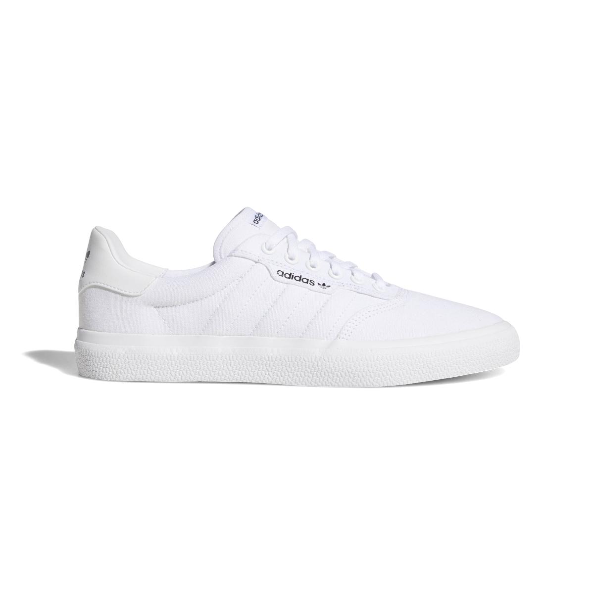 product/a/d/adidas-originals_b22705_1_footwear_photography_side_lateral_center_view_white_000.jpg