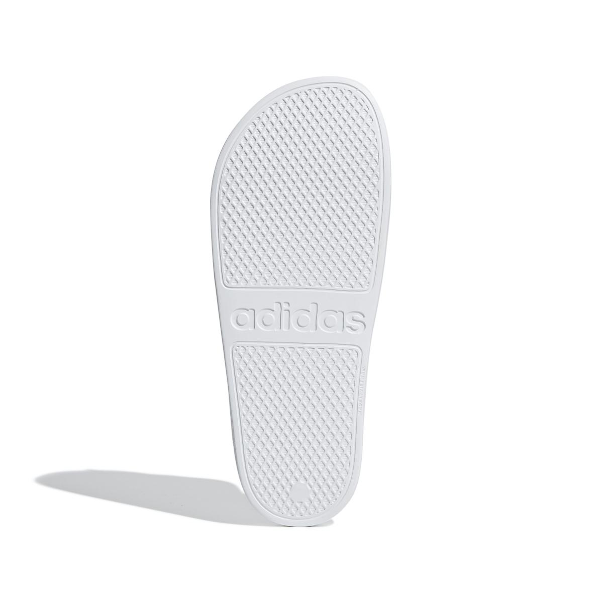 product/a/d/adidas_f35539_4_footwear_photography_bottom_view_white-nw112824.jpg