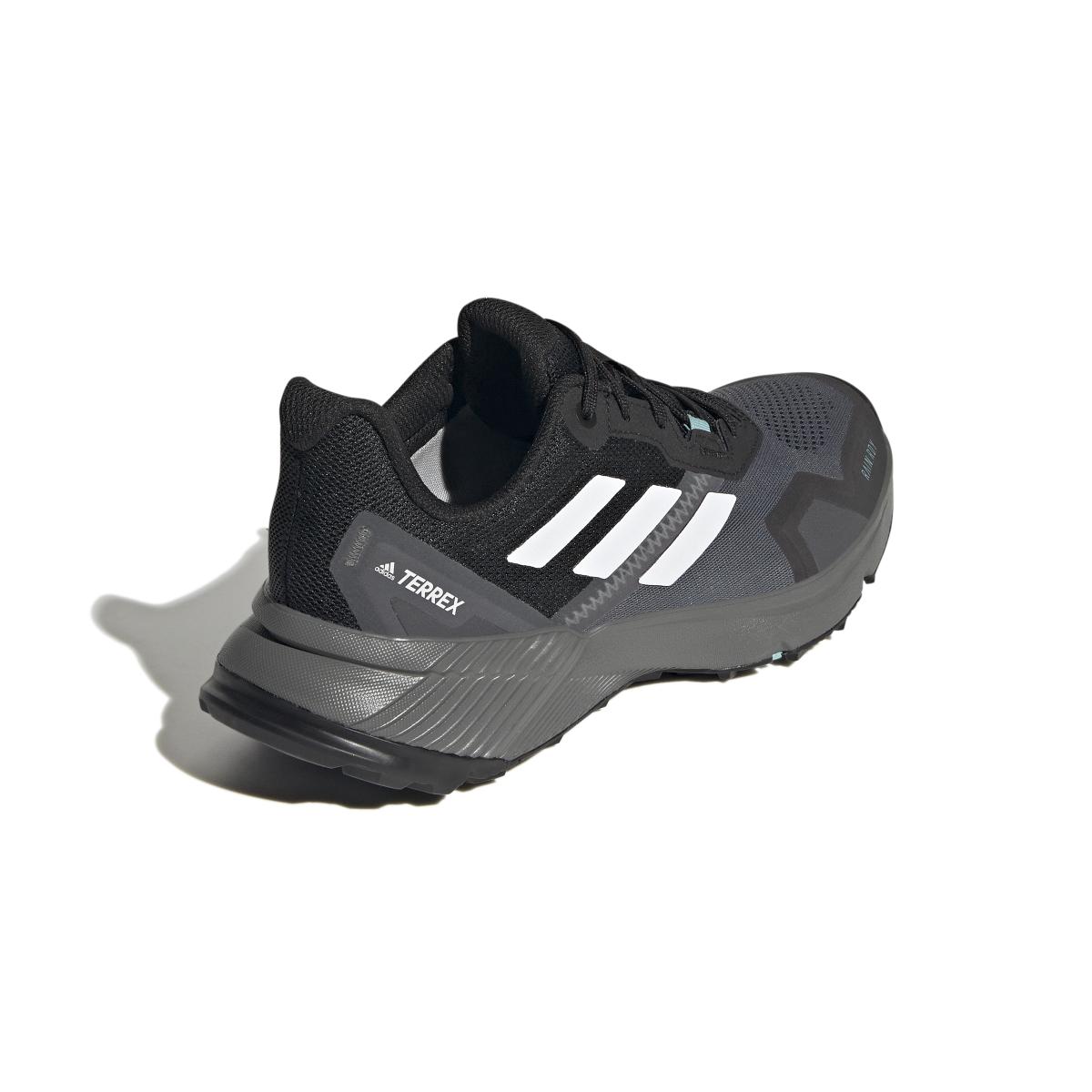 product/a/d/adidas_fz3045_7_footwear_photography_back_lateral_top_view_white_000.jpg