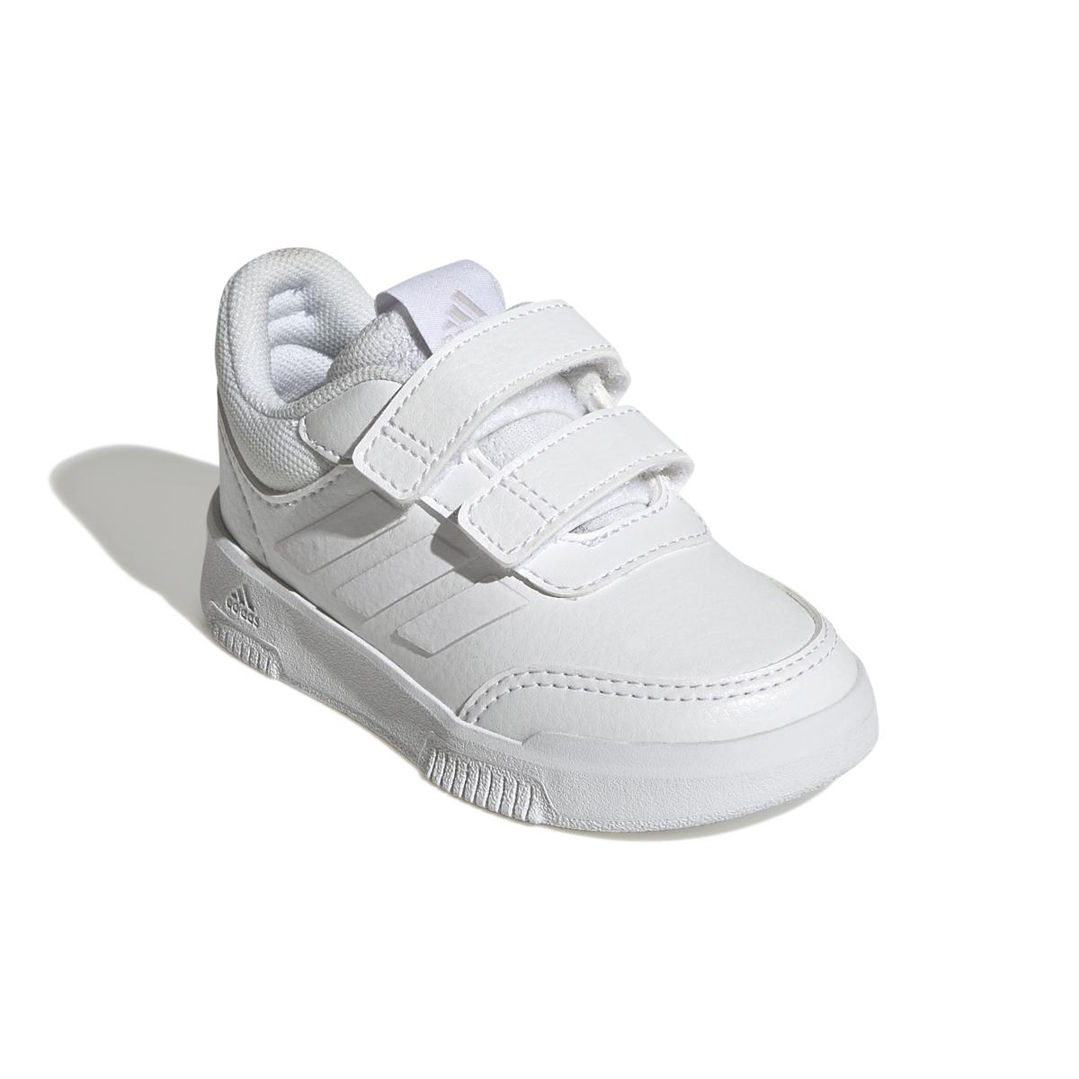 product/a/d/adidas_gw1990_6_footwear_photography_front_lateral_top_view_white_000.jpg