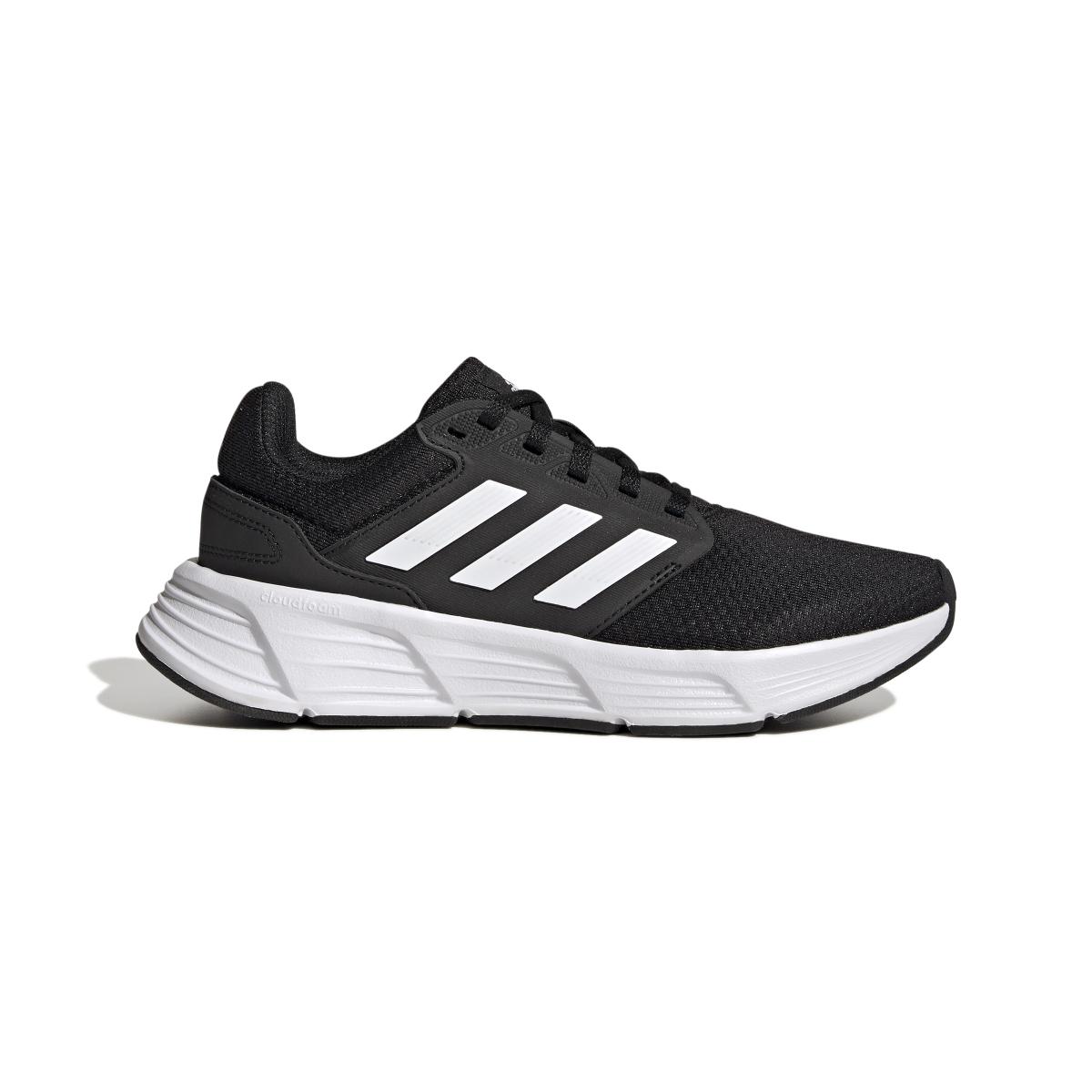 product/a/d/adidas_gw3847_1_footwear_photography_side_lateral_center_view_white_000.jpg