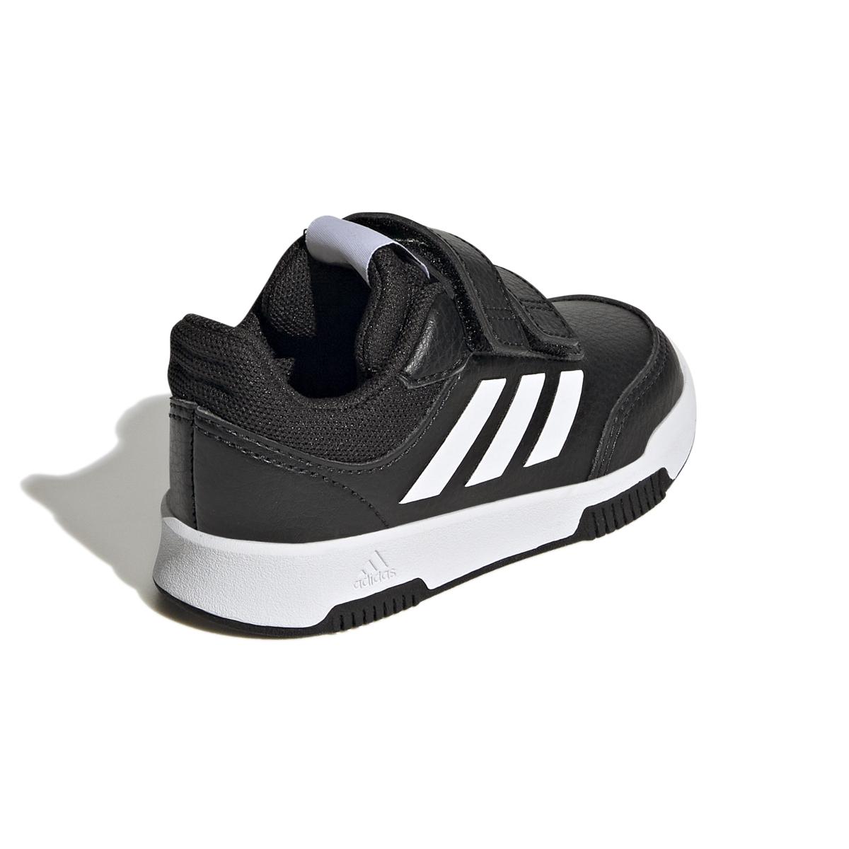 product/a/d/adidas_gw6456_7_footwear_photography_back_lateral_top_view_white_000.jpg