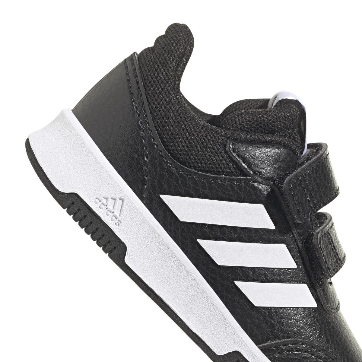 product/a/d/adidas_gw6456_8_footwear_photography_detail_view_1_white_000.jpg