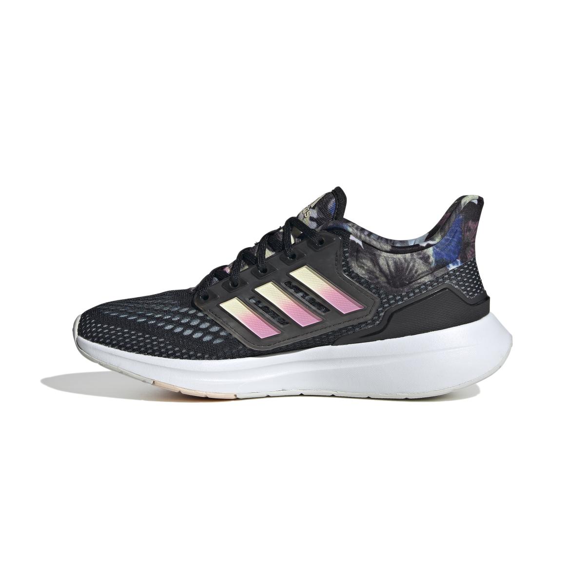 product/a/d/adidas_gx7320_5_footwear_photography_side_medial_center_view_white_000.jpg