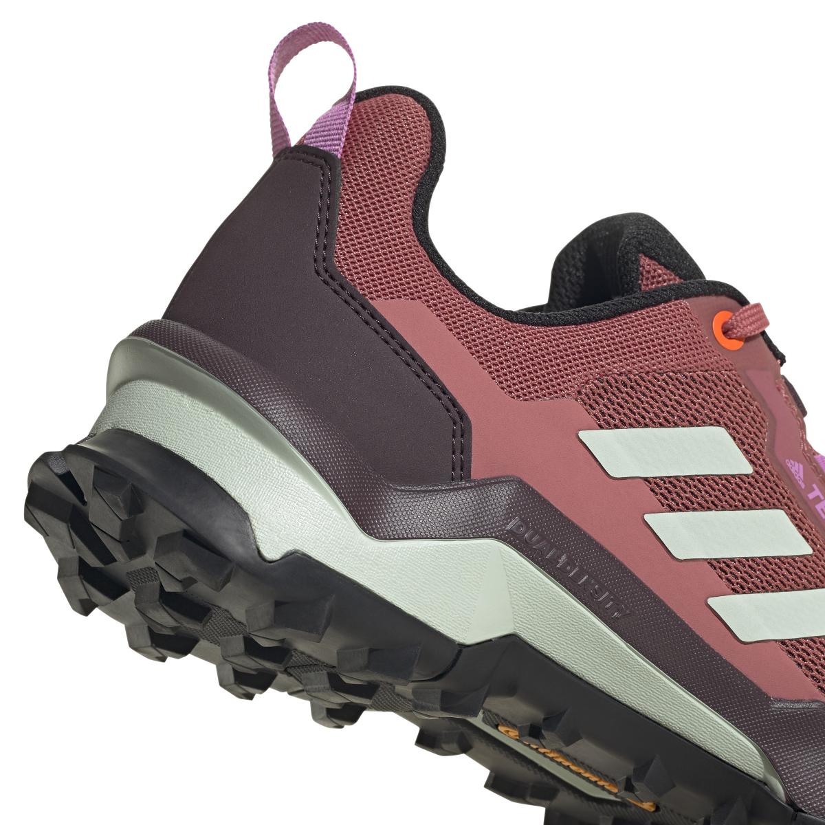 product/a/d/adidas_gy8621_8_footwear_photography_detail_view_1_white_000.jpg