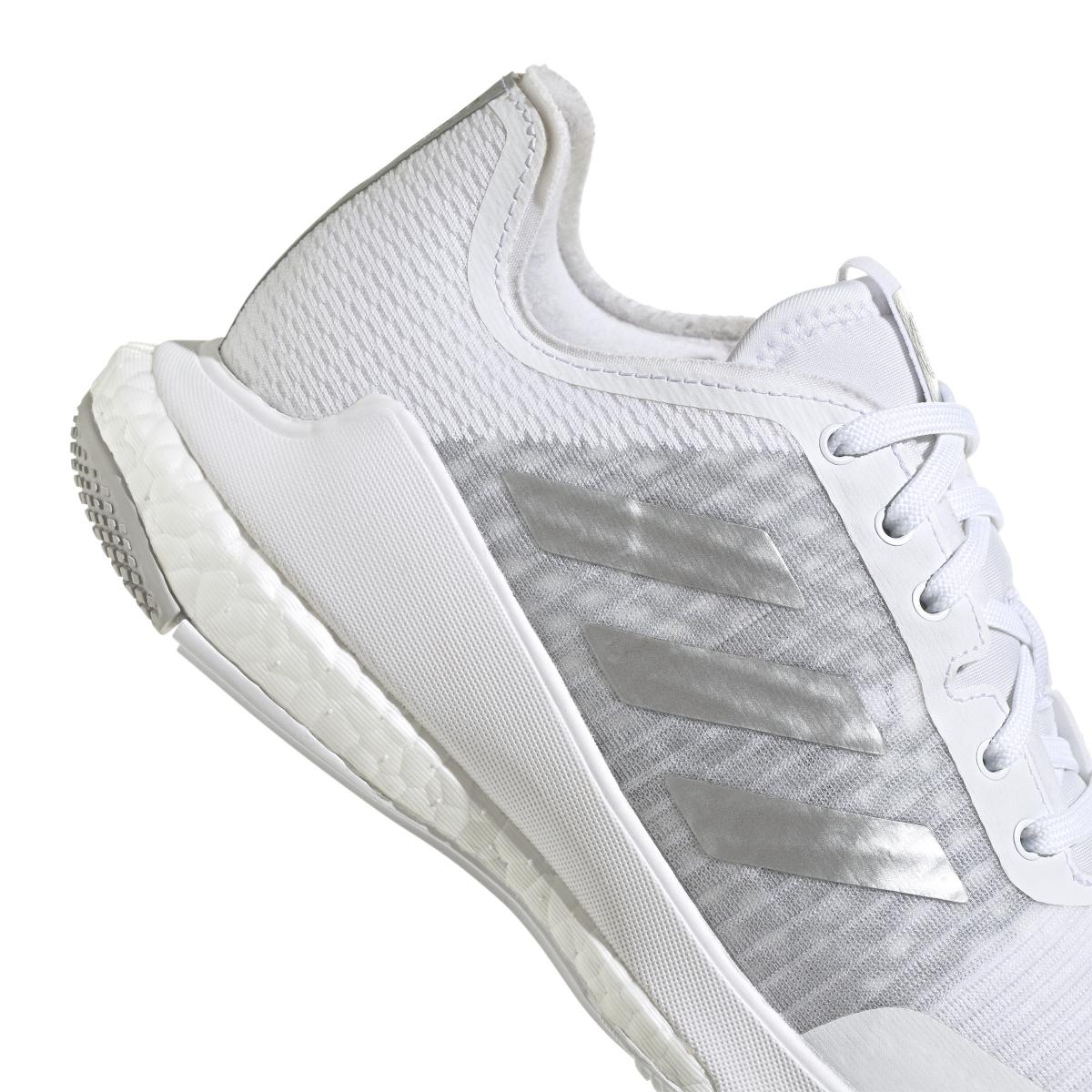 product/a/d/adidas_gy9270_9_footwear_photography_detail_view_2_white_000.jpg