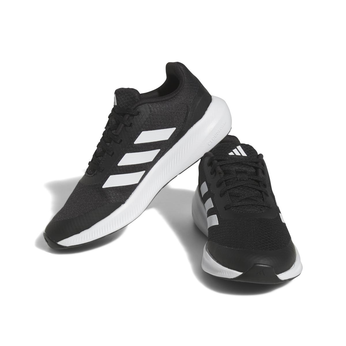product/a/d/adidas_hp5845_6_footwear_photography_front_lateral_top_view_white_000.jpg