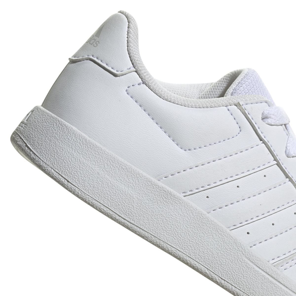product/a/d/adidas_hp8962_9_footwear_photography_detail_view_2_white-nw052424.jpg
