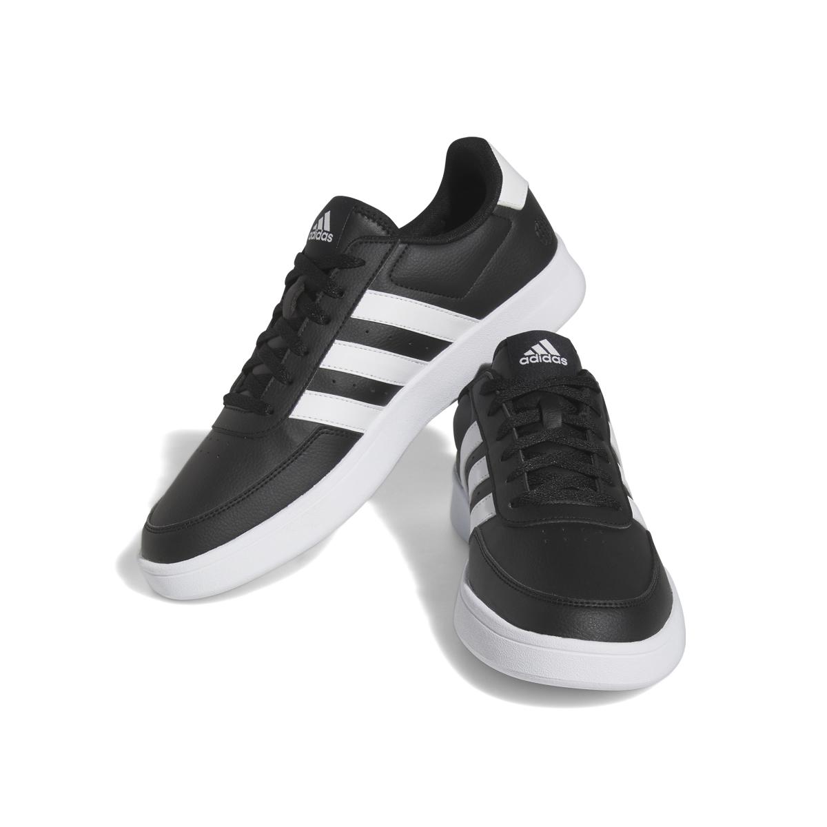 product/a/d/adidas_hp9425_6_footwear_photography_front_lateral_top_view_white-nw052424.jpg