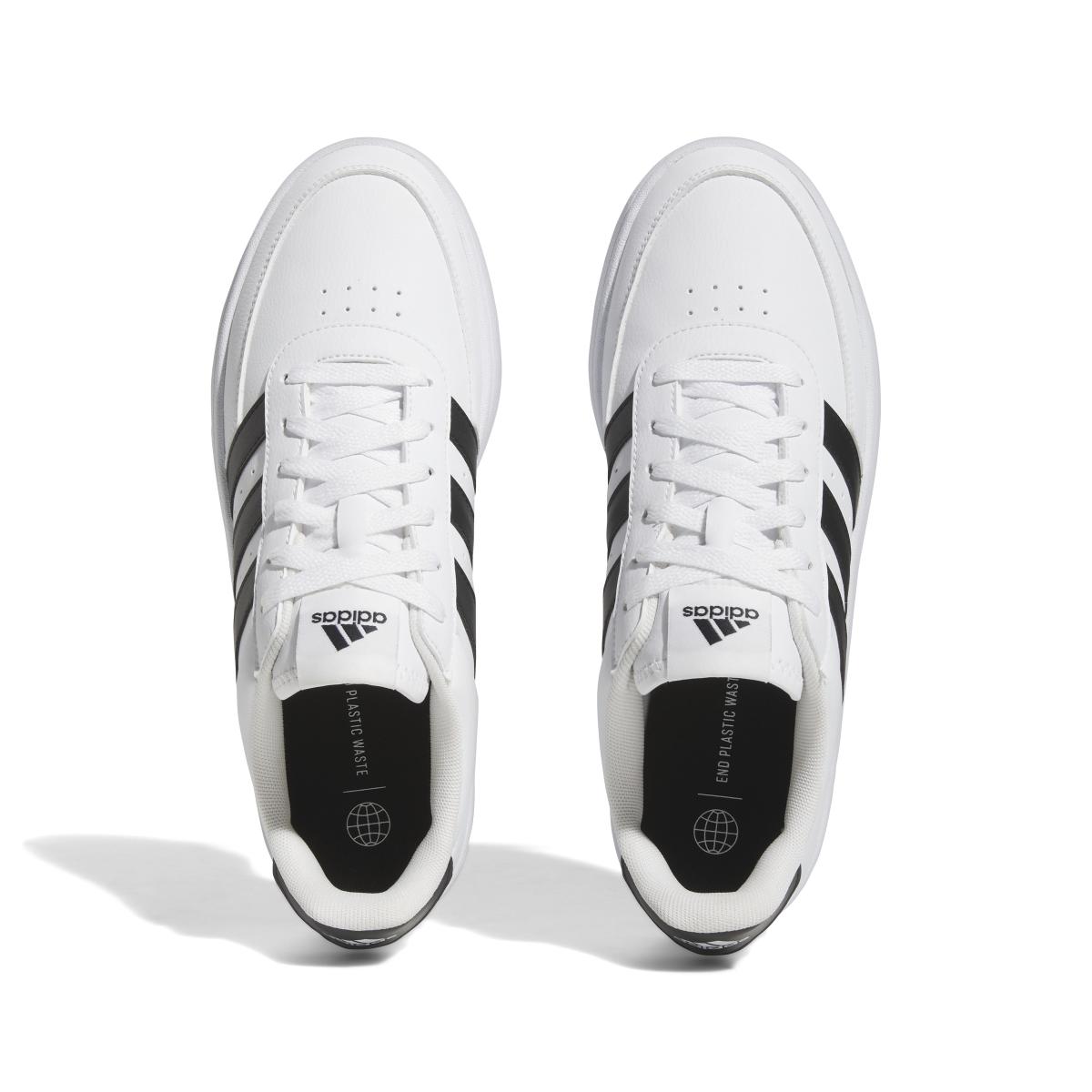 product/a/d/adidas_hp9426_3_footwear_photography_top_portrait_view_white-nw052424.jpg