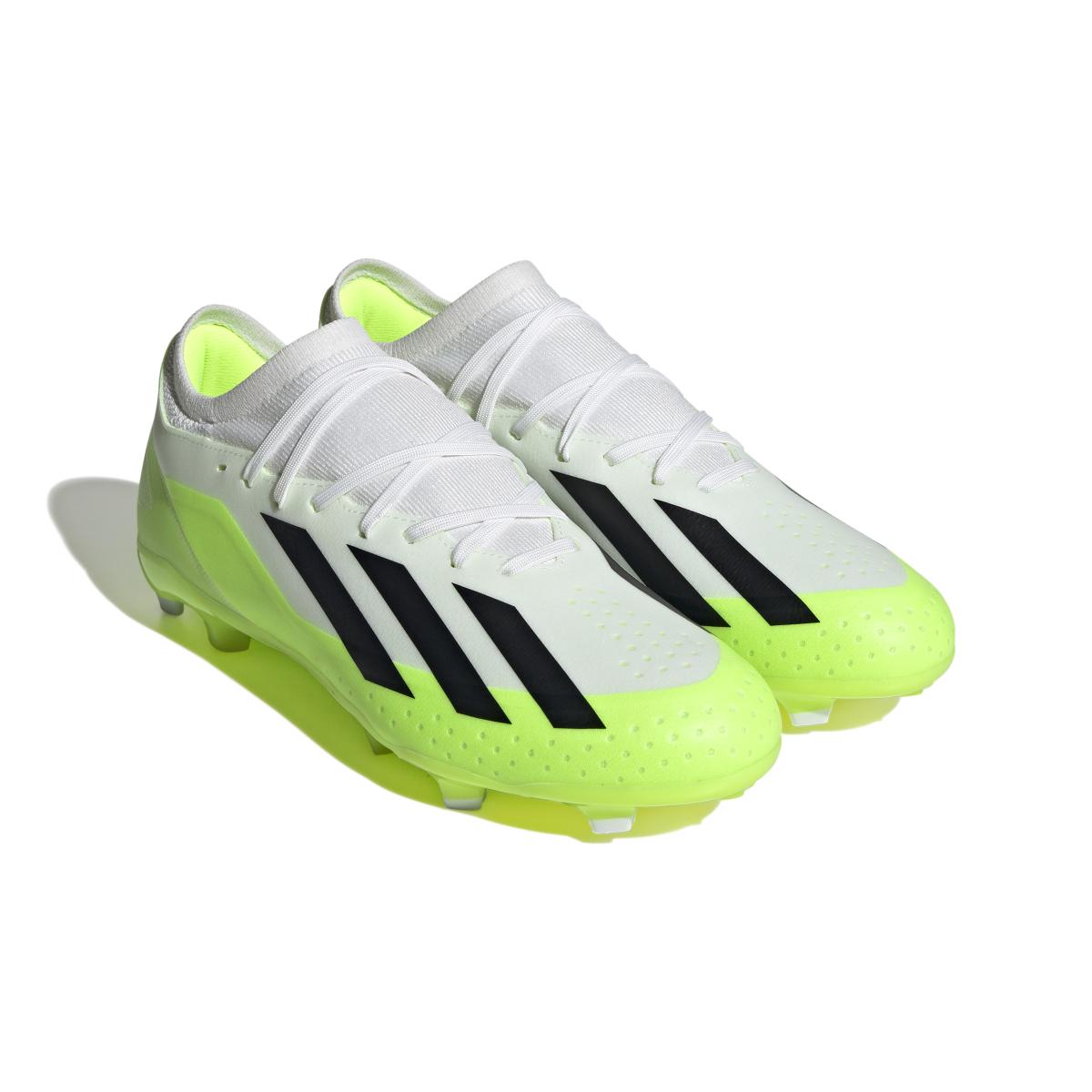 product/a/d/adidas_hq4534_5_footwear_photography_front_lateral_top_view_white.jpg