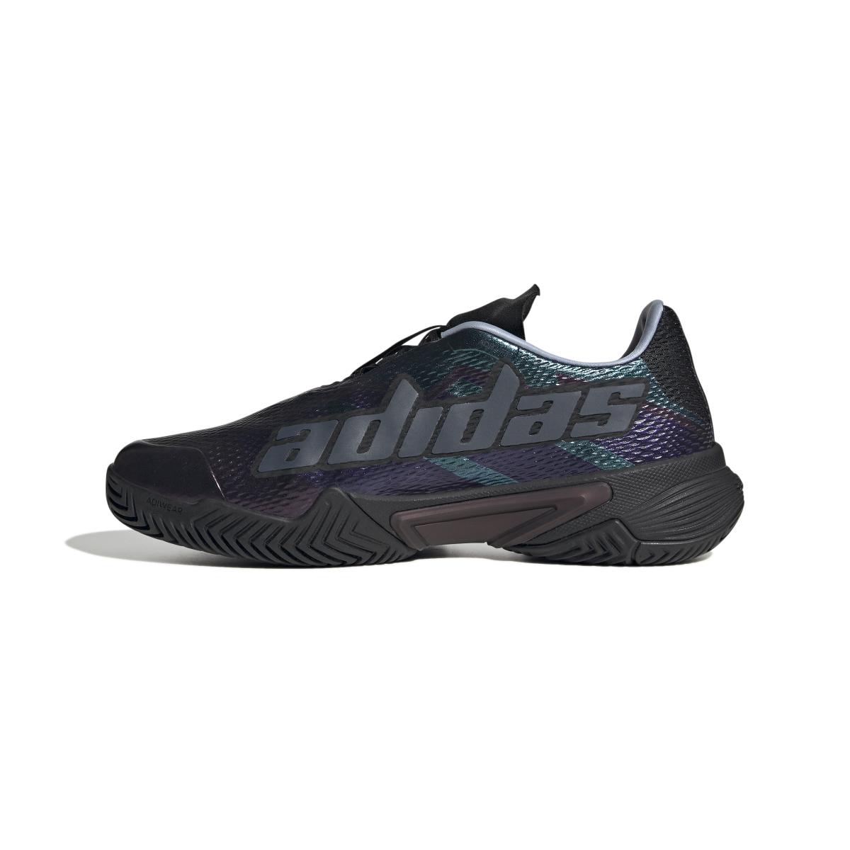 product/a/d/adidas_hq8415_5_footwear_photography_side_medial_center_view_white_xo.jpg