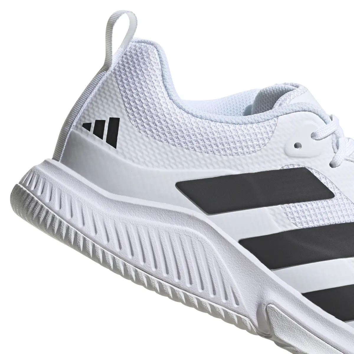 product/a/d/adidas_hr1239_9_footwear_photography_detail_view_2_white_2x.jpg