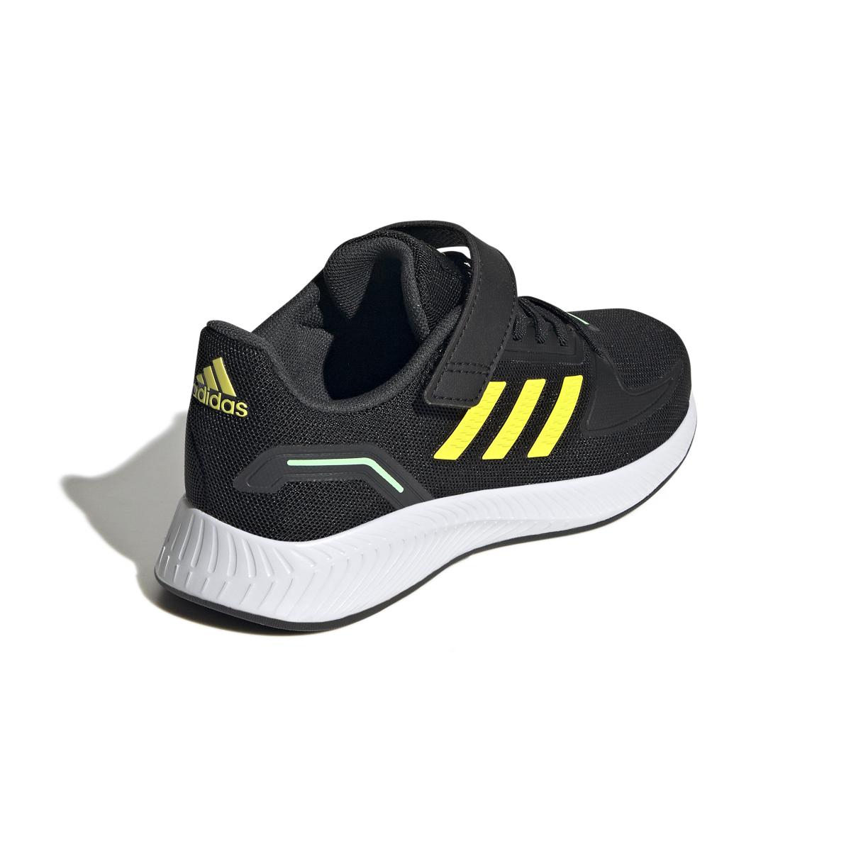 product/a/d/adidas_hr1394_7_footwear_photography_back_lateral_top_view_white_000.jpg