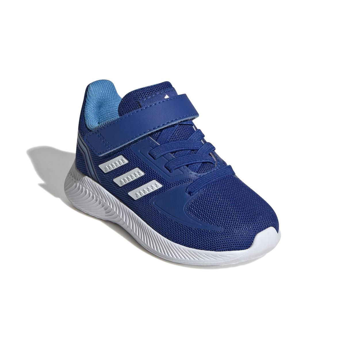 product/a/d/adidas_hr1399_6_footwear_photography_front_lateral_top_view_white_000.jpg