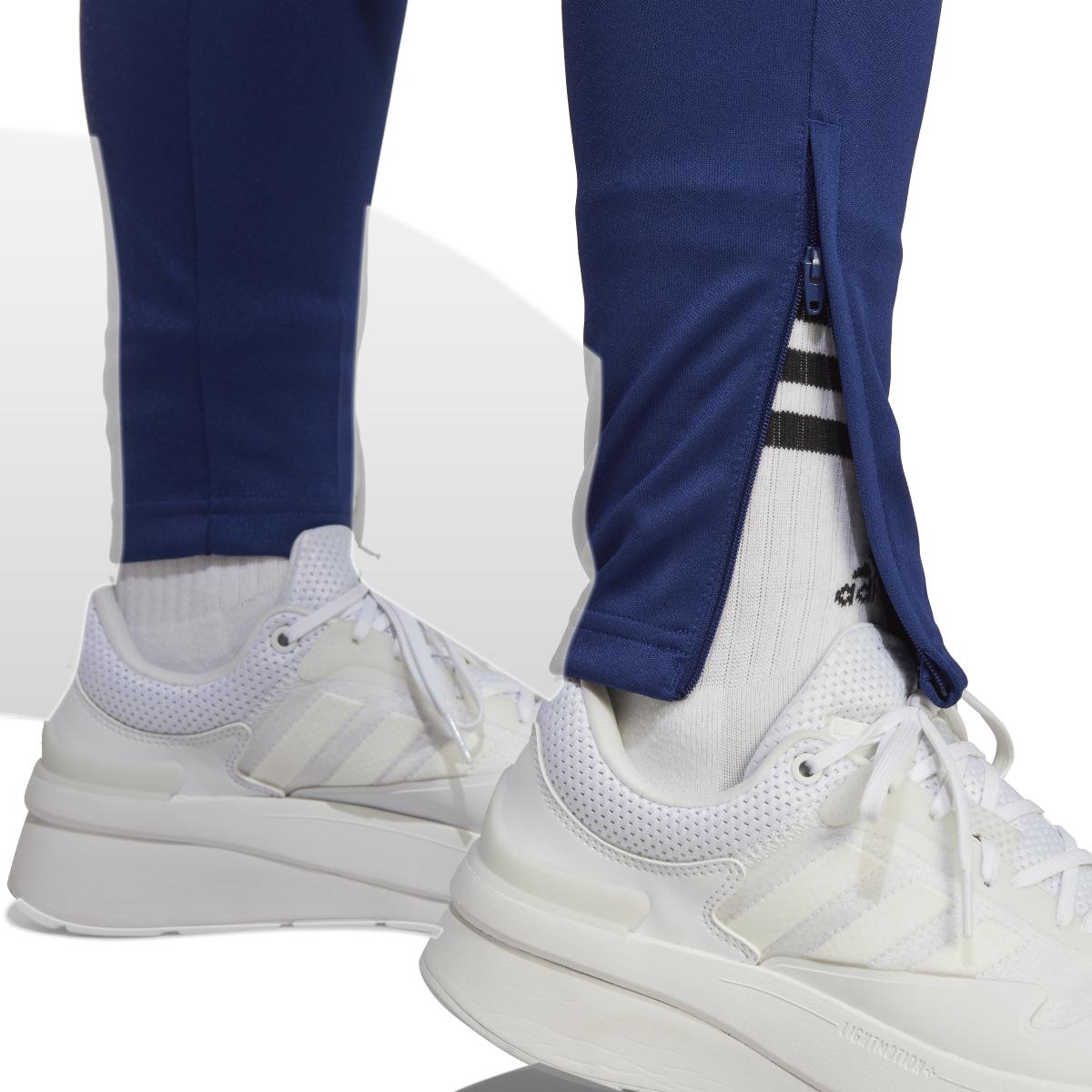 product/a/d/adidas_hs7480_7_apparel_on_model_detail_view_2_white.jpg