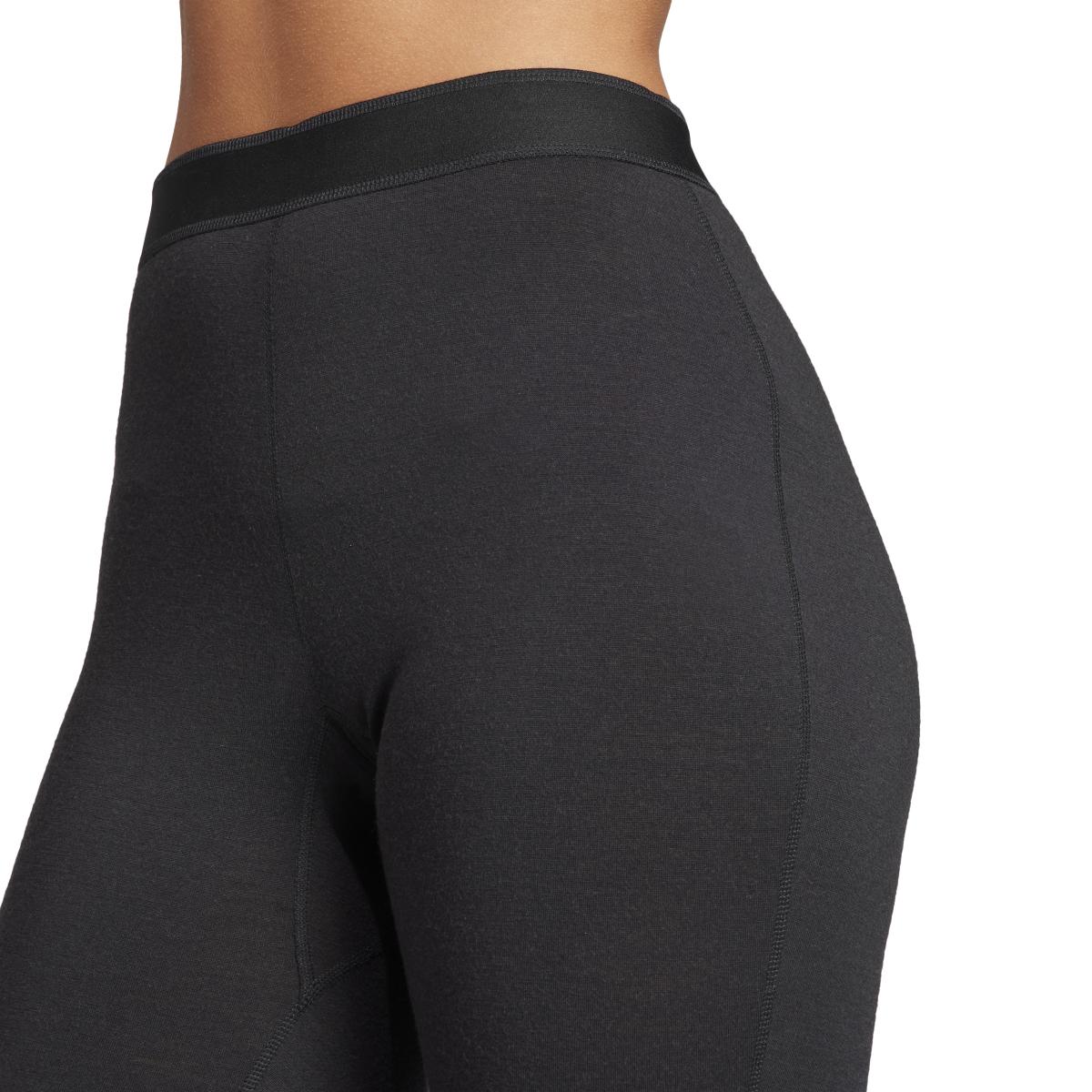 product/a/d/adidas_hy1427_9_apparel_on_model_detail_view_2_white.jpg