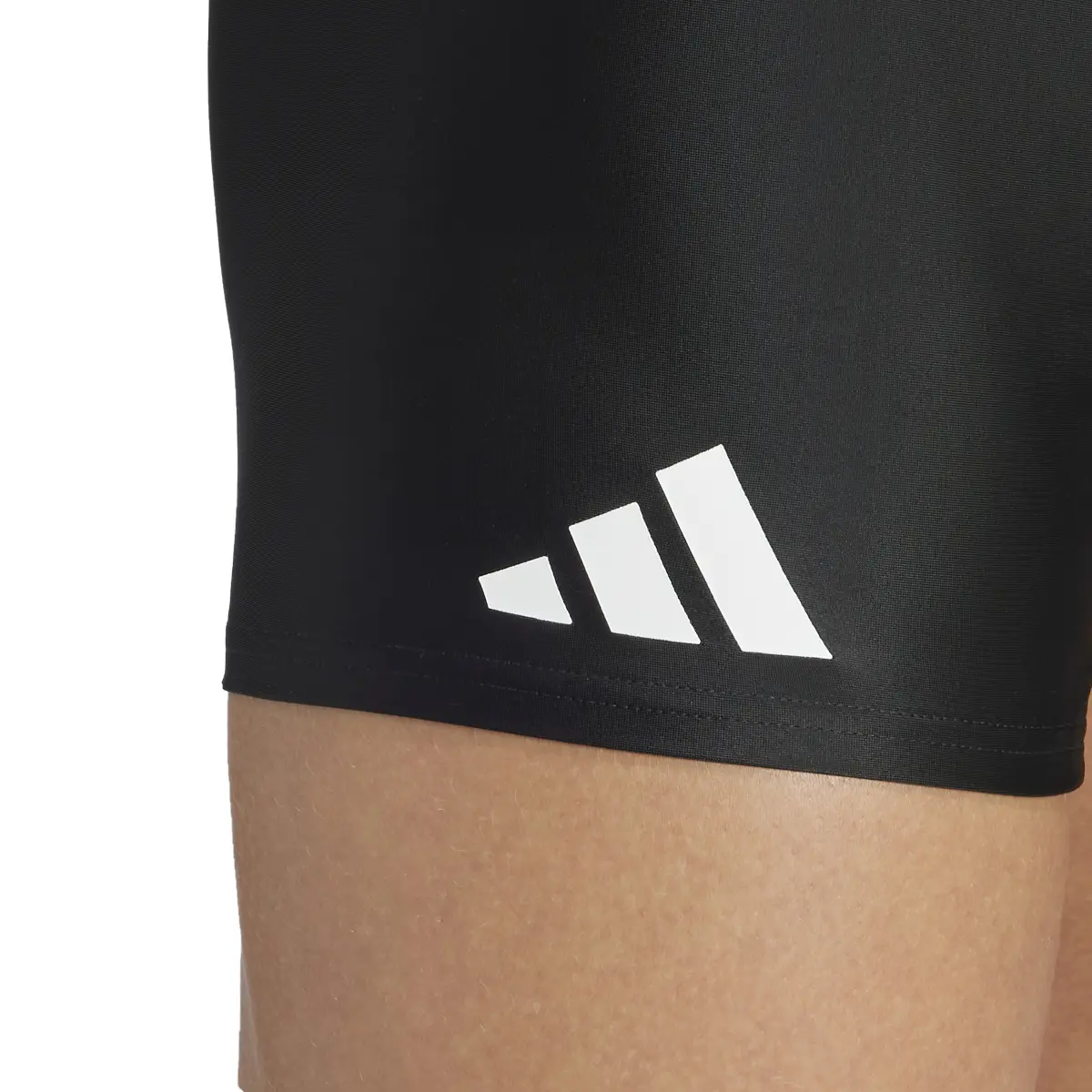 product/a/d/adidas_ia7091_6_apparel_on_model_detail_view_1_white_bv.jpg
