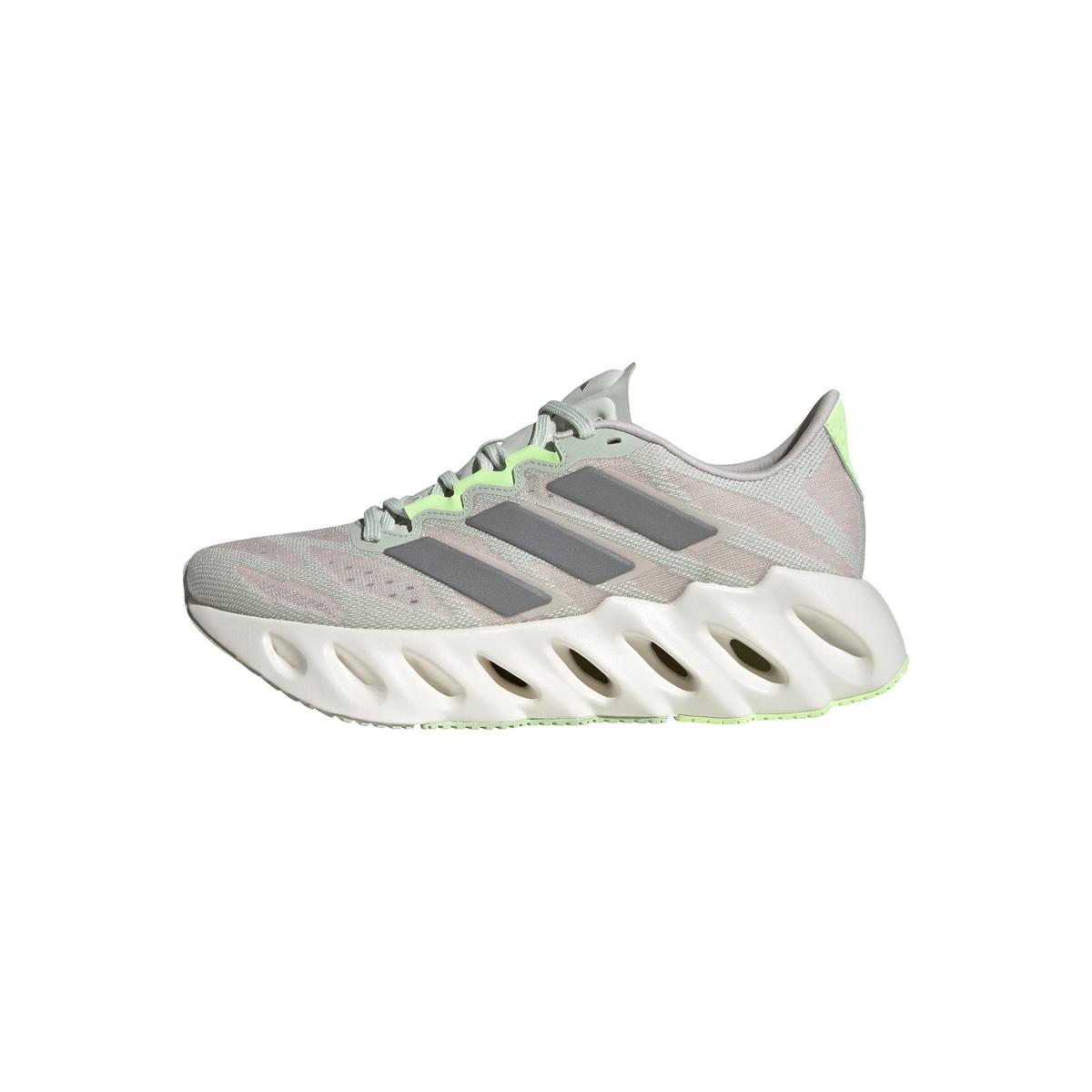 product/a/d/adidas_id2646_14_footwear_photography_left_side_center_lateral_view_white.jpg