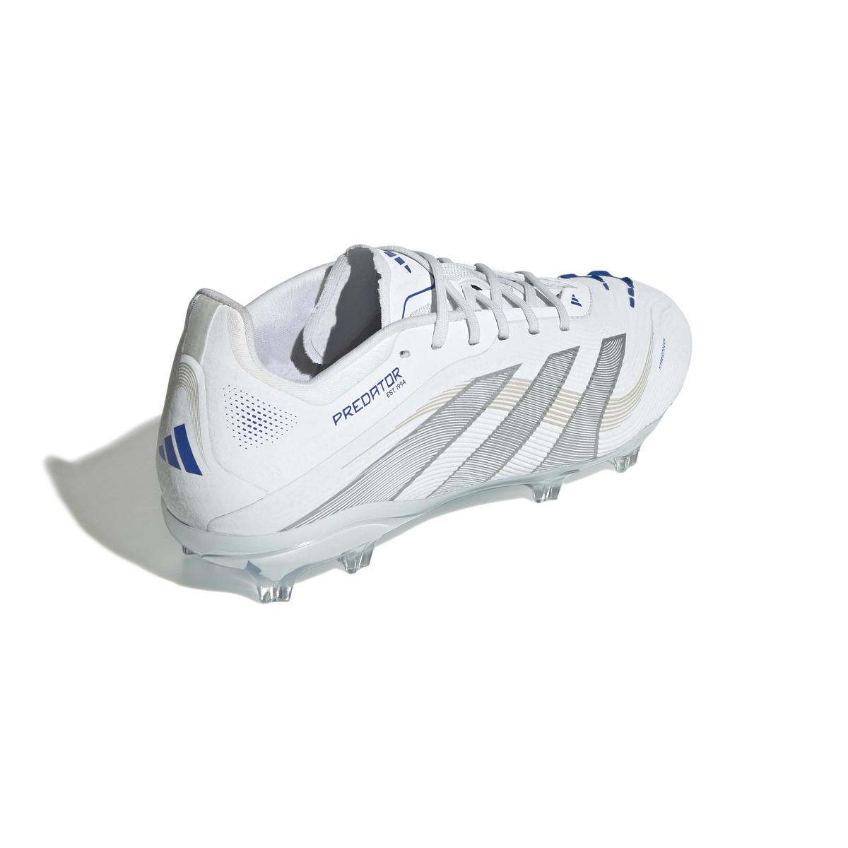 product/a/d/adidas_id3756_6_footwear_photography_back_lateral_top_view_white-nw091625.jpg