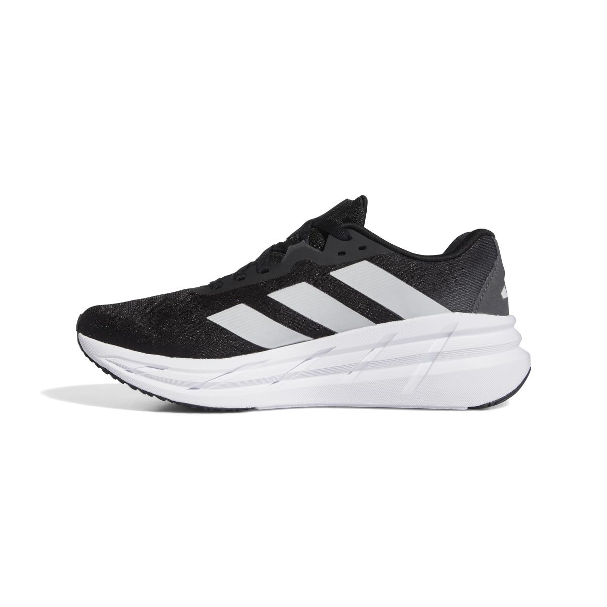 product/a/d/adidas_id6166_5_footwear_photography_side_medial_center_view_white.jpg