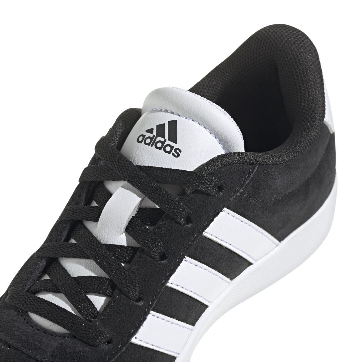 product/a/d/adidas_id6313_8_footwear_photography_detail_view_1_white.jpg