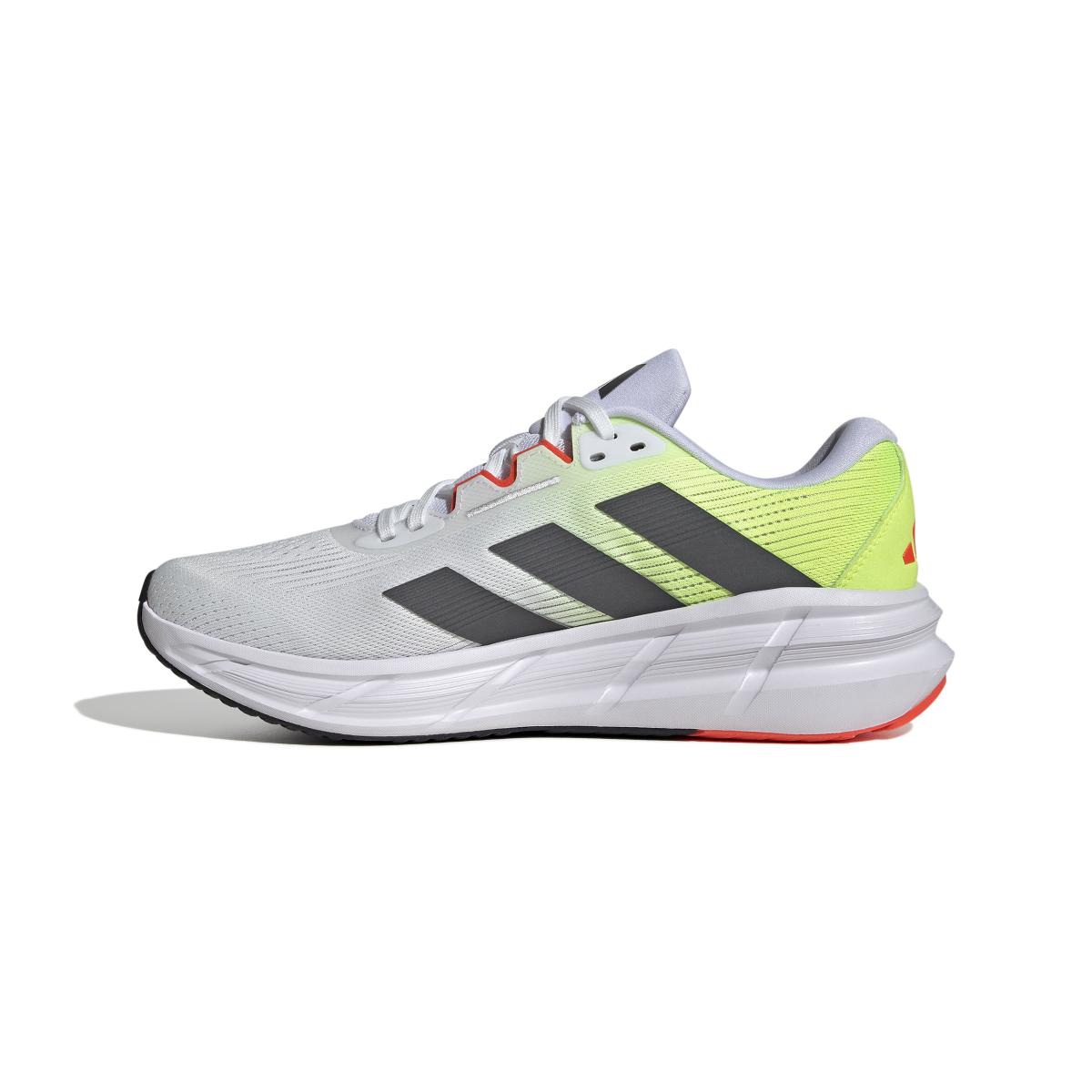 product/a/d/adidas_id6319_5_footwear_photography_side_medial_center_view_white.jpg