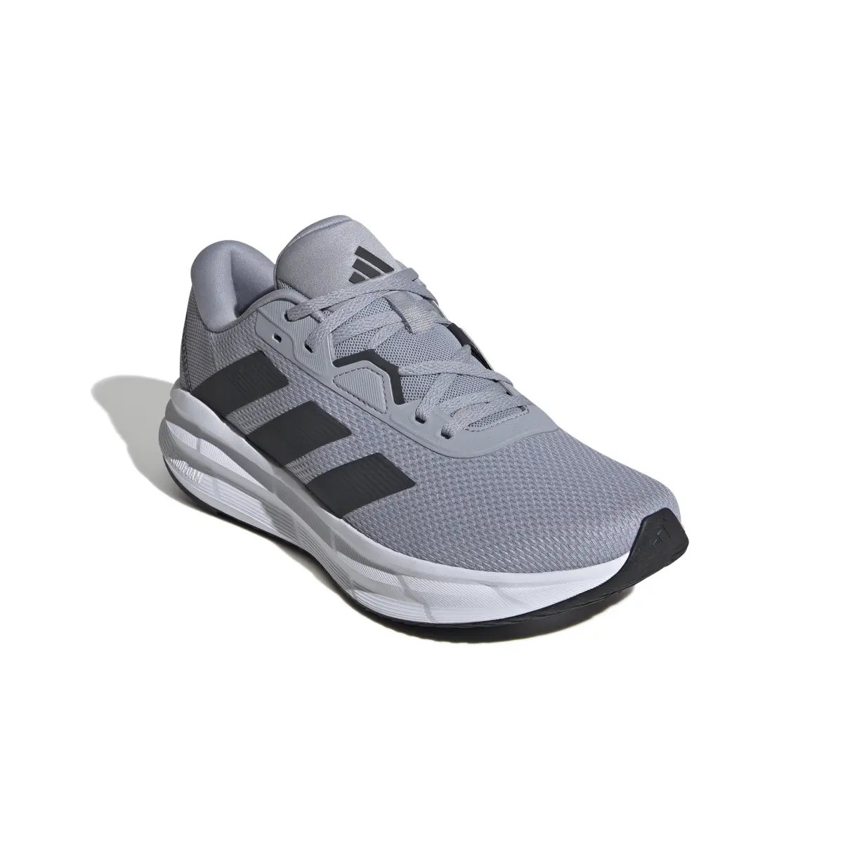 product/a/d/adidas_id8754_6_footwear_photography_front_lateral_top_view_white.jpg