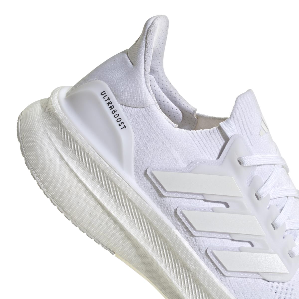 product/a/d/adidas_id8813_8_footwear_photography_detail_view_1_white.jpg