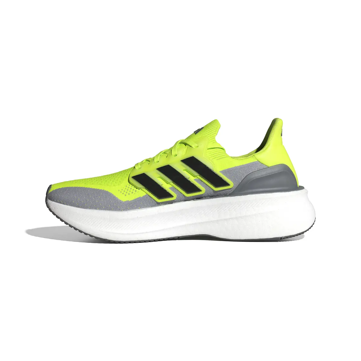 product/a/d/adidas_id8819_5_footwear_photography_side_medial_center_view_white.jpg