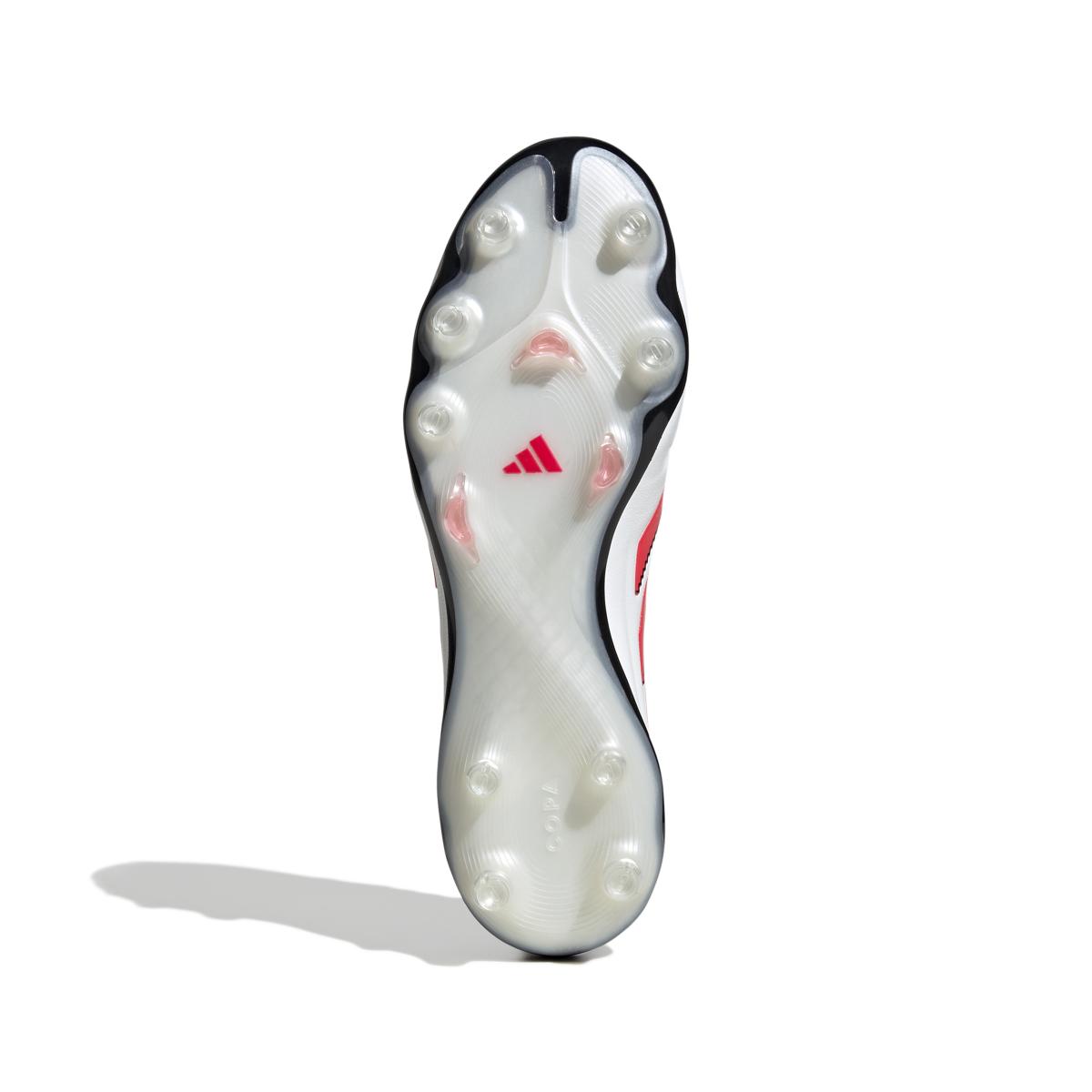 product/a/d/adidas_id9037_3_footwear_photography_bottom_view_white.jpg