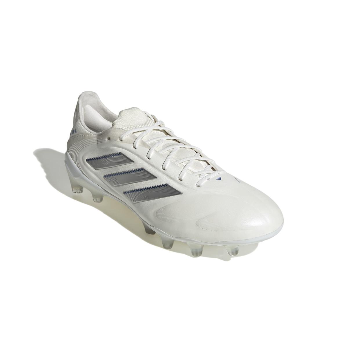 product/a/d/adidas_id9040_5_footwear_photography_front_lateral_top_view_white-nw091625.jpg