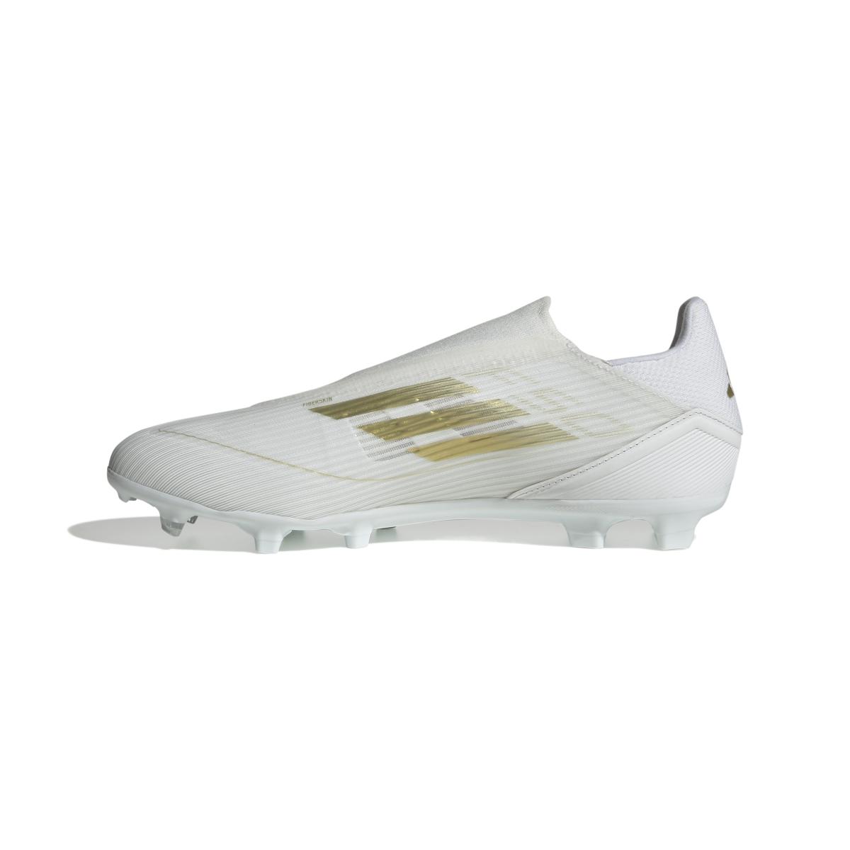 product/a/d/adidas_ie0608_4_footwear_photography_side_medial_center_view_white.jpg