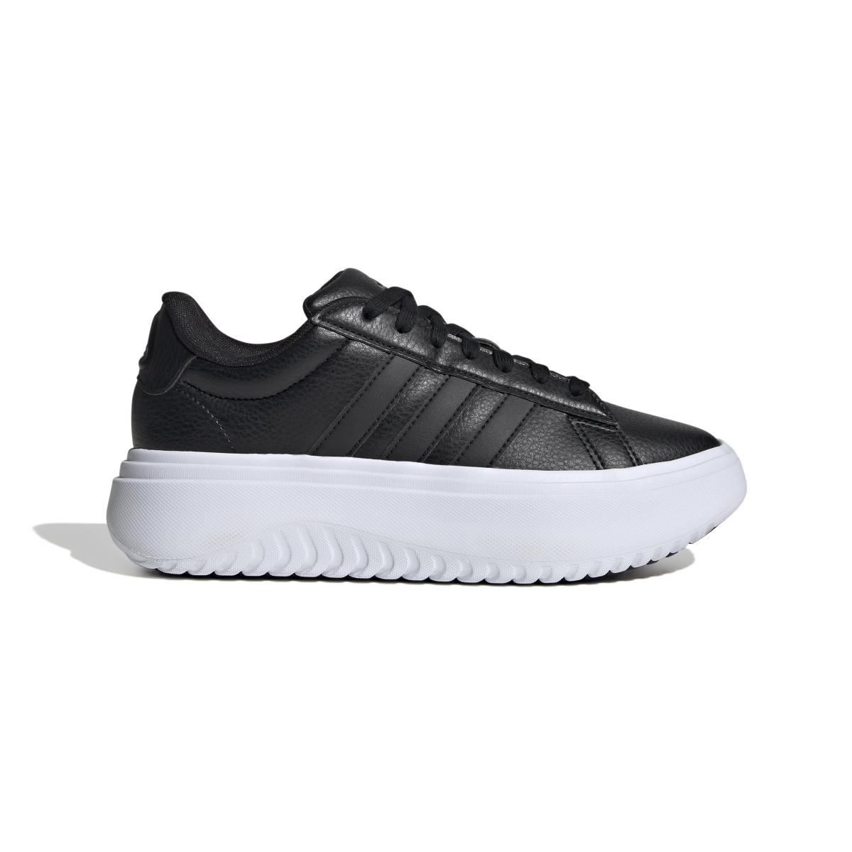 product/a/d/adidas_ie1093_1_footwear_photography_side_lateral_center_view_white.jpg