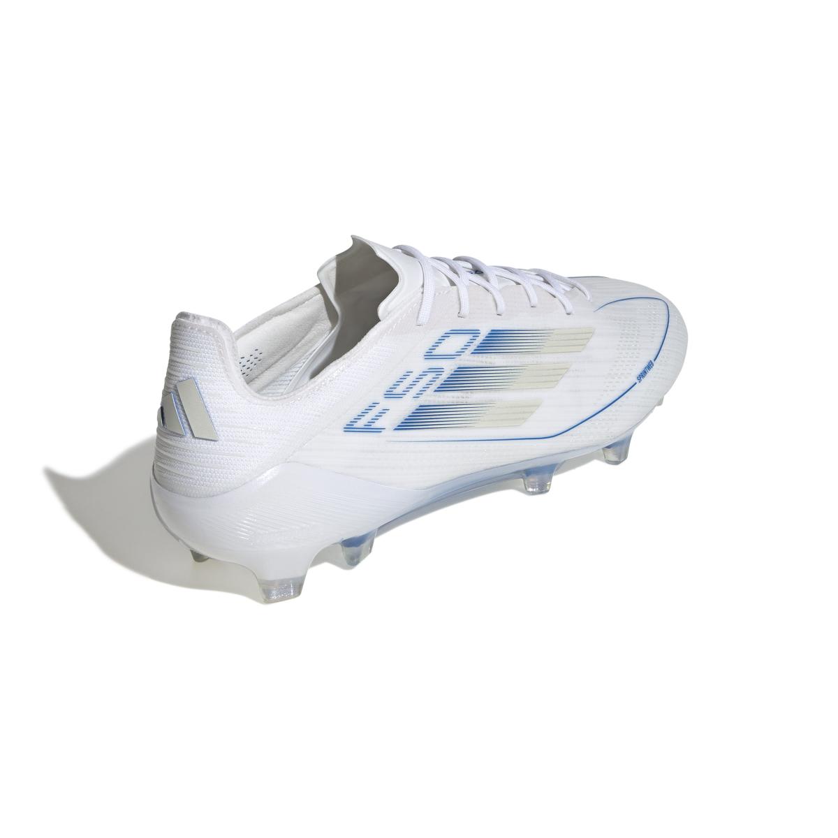 product/a/d/adidas_ie1204_6_footwear_photography_back_lateral_top_view_white.jpg