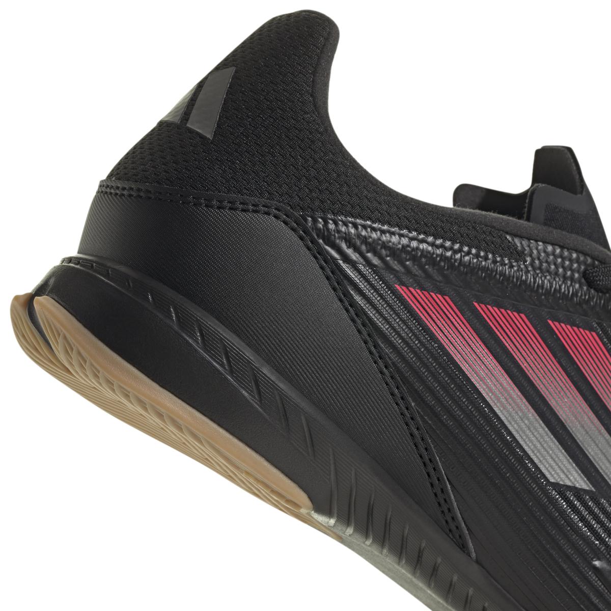 product/a/d/adidas_ie1227_cblack-ironmt-lucred_8.jpg