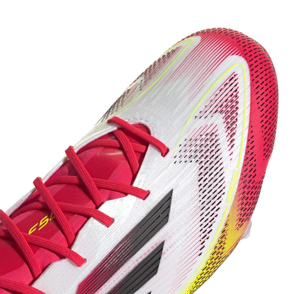 product/a/d/adidas_ie1258_7_footwear_photography_detail_view_1_white-nw091625.jpg