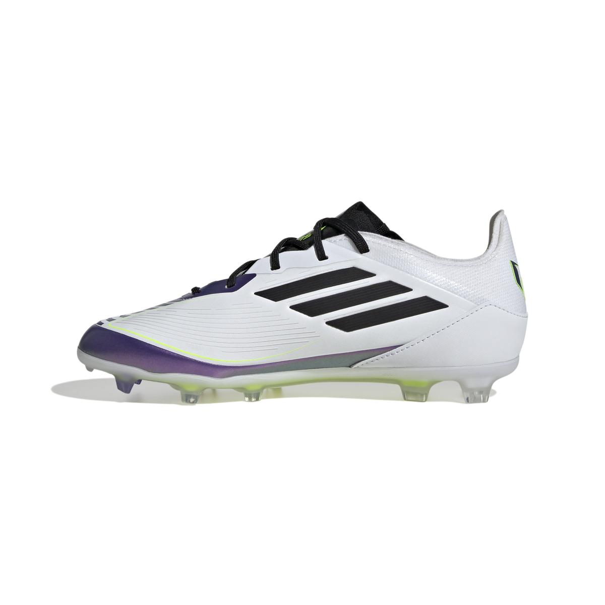 product/a/d/adidas_ie9081_4_footwear_photography_side_medial_center_view_white.jpg