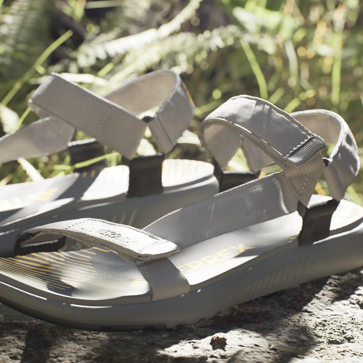 product/a/d/adidas_if3103_22_footwear_photography_heromrktng_view_9.jpg
