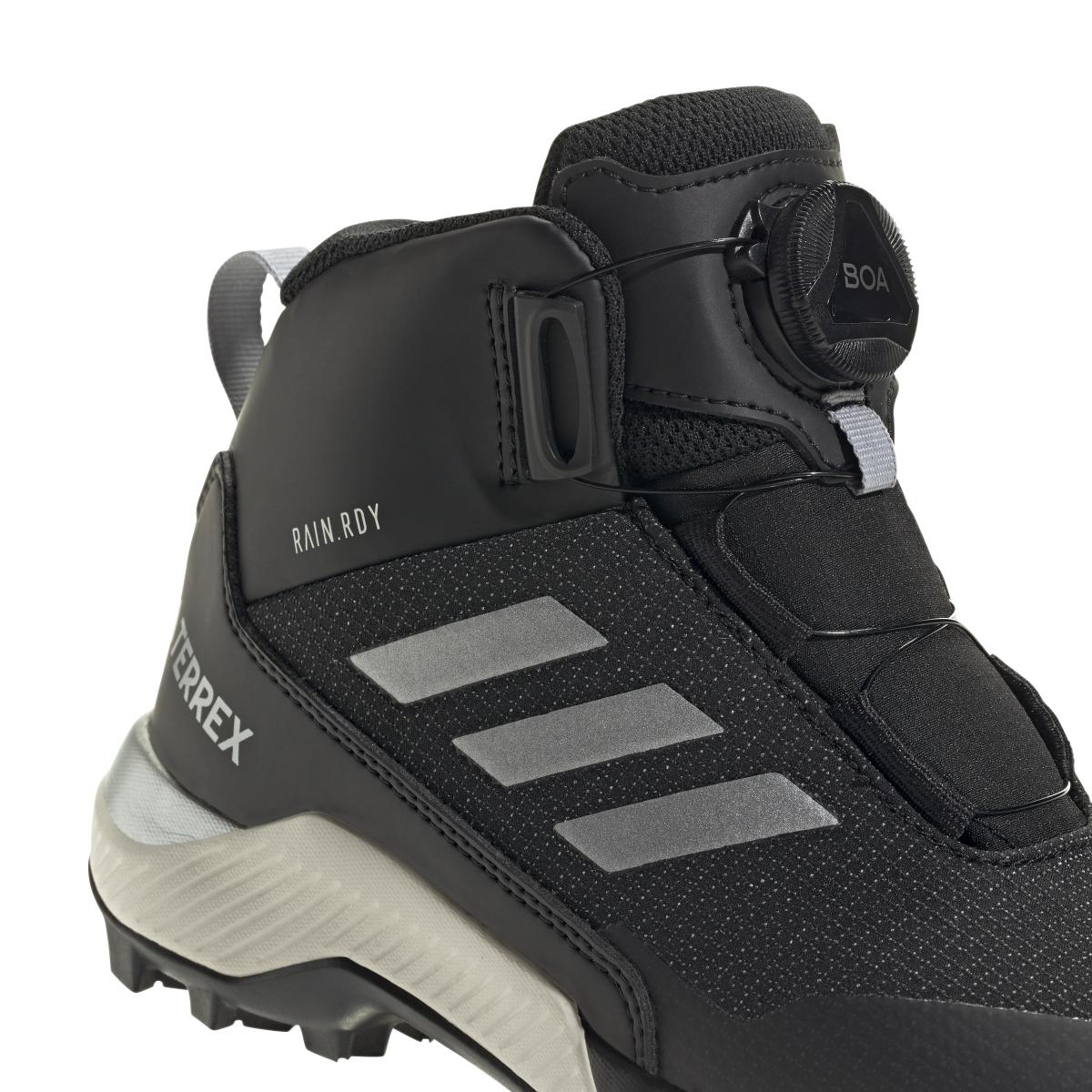product/a/d/adidas_if7493_8_footwear_photography_detail_view_1_white.jpg