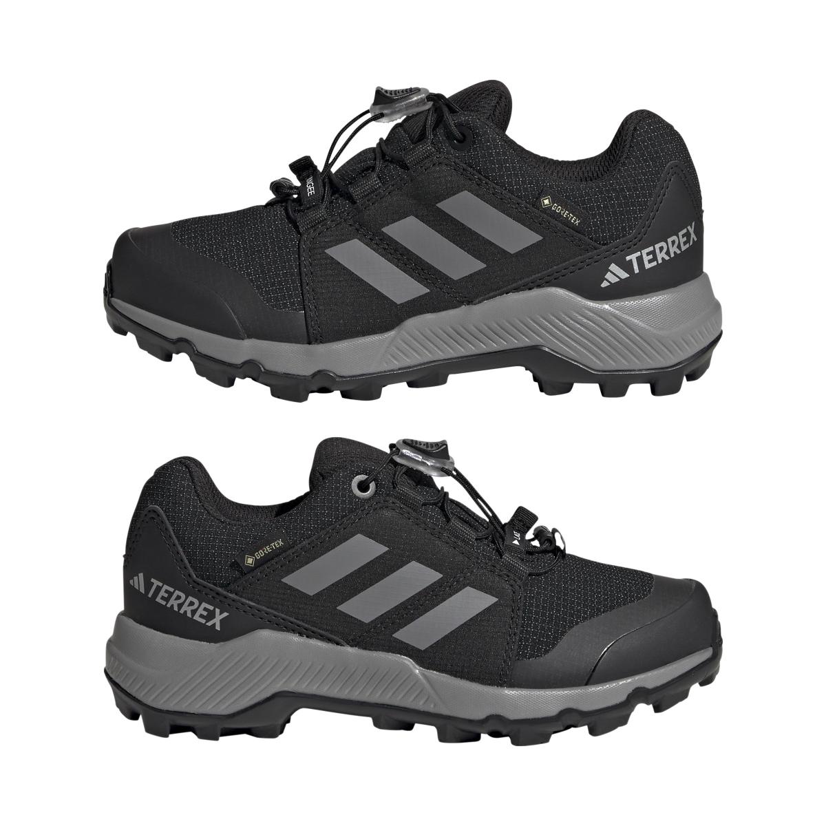 product/a/d/adidas_if7519_10_footwear_photography_mirrored_pair_view_white.jpg