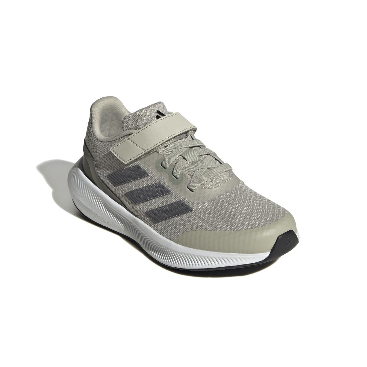 product/a/d/adidas_if8590_6_footwear_photography_front_lateral_top_view_white.jpg